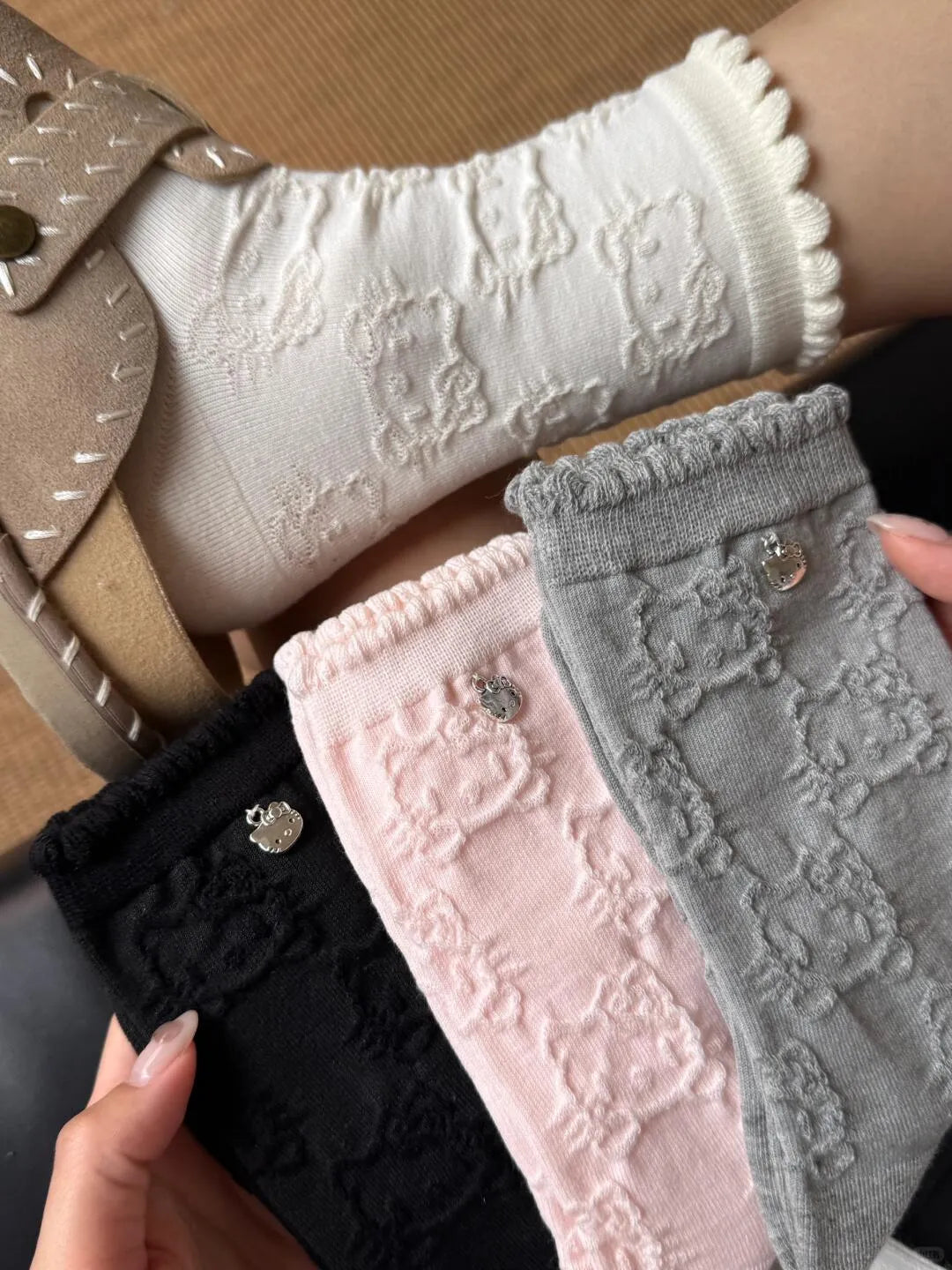 Embossed HK Lace Socks(Soft Cotton Mid-Calf Socks for Spring & Autumn)