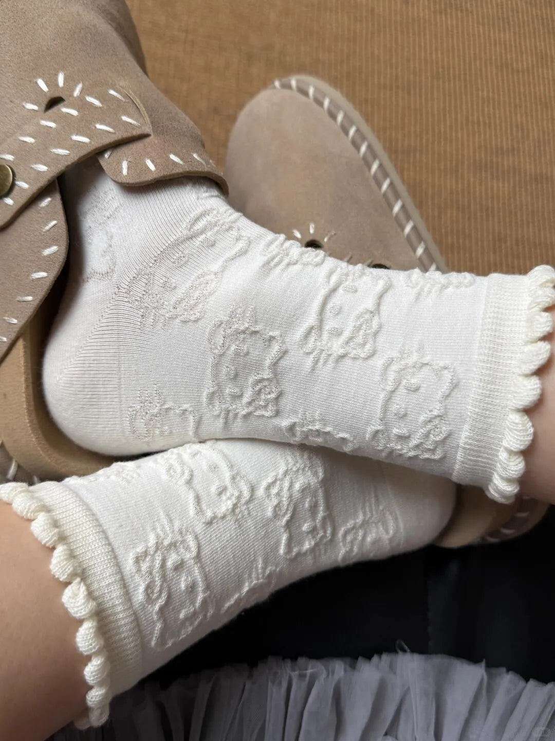 Embossed HK Lace Socks(Soft Cotton Mid-Calf Socks for Spring & Autumn)