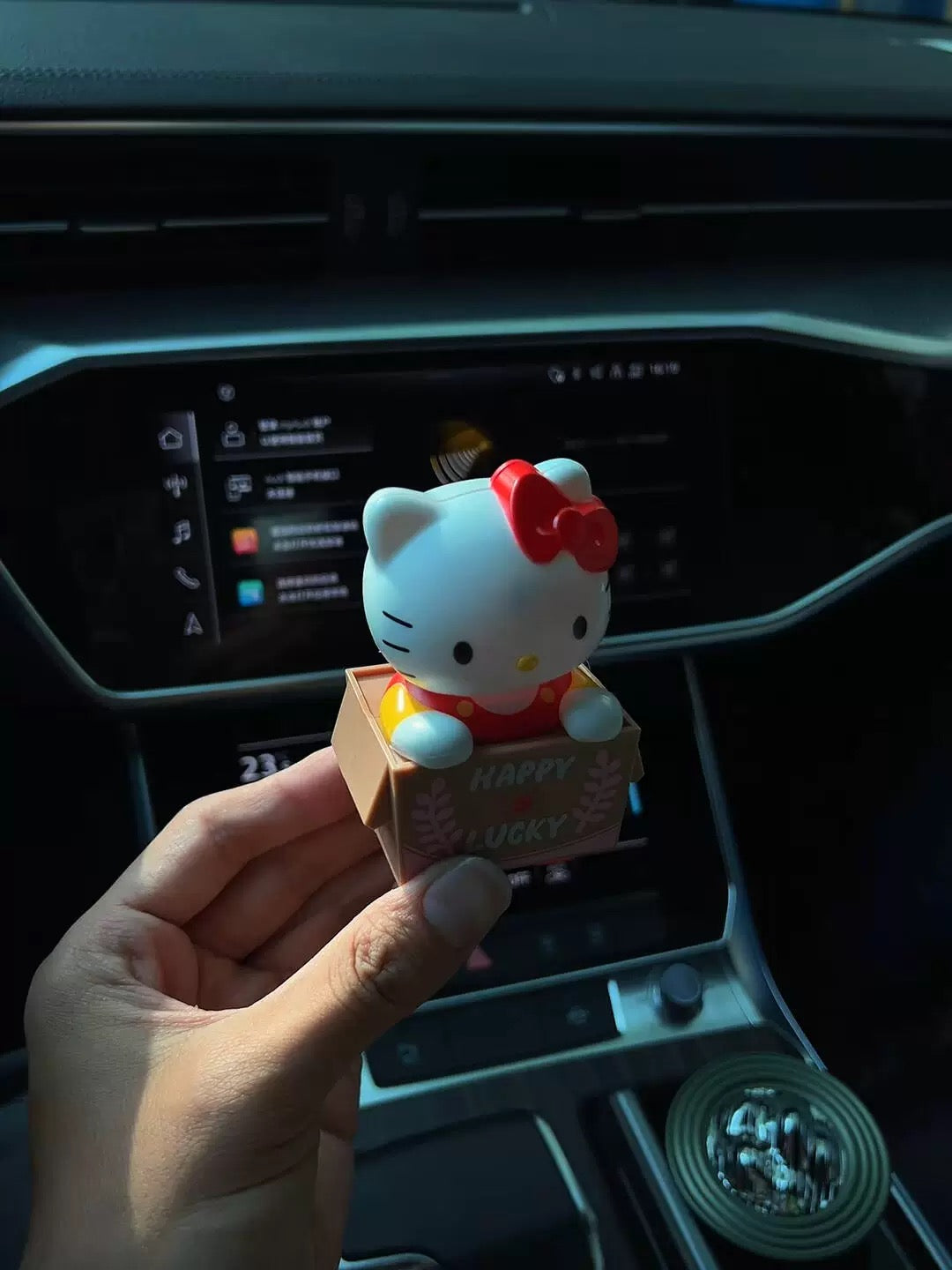 Hello Kitty Solar-Powered Car Ornament