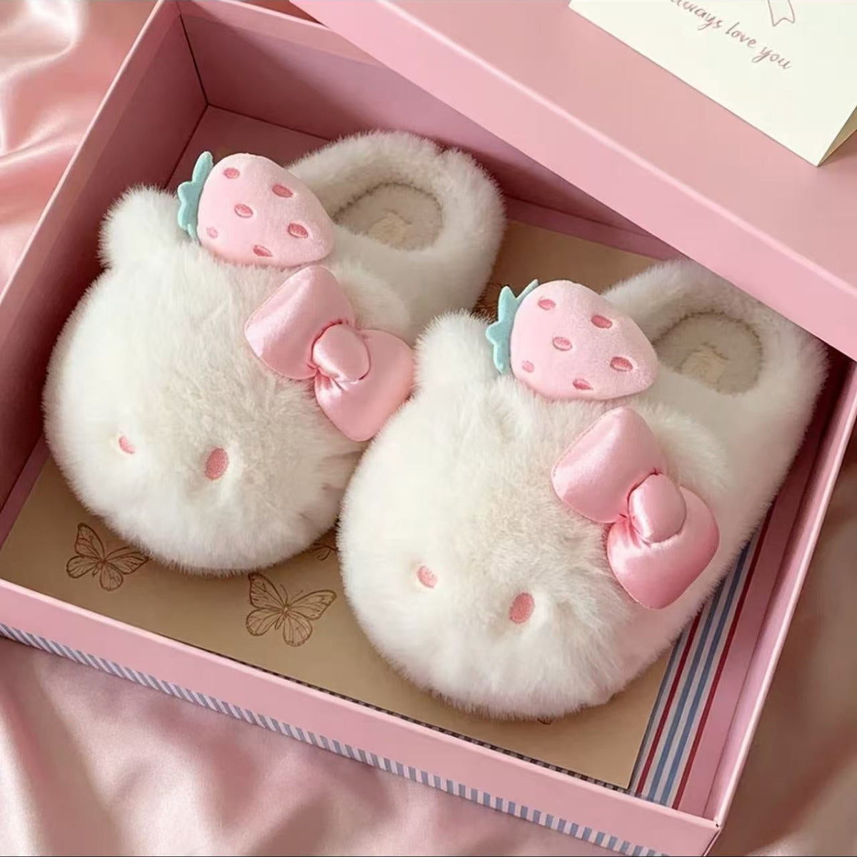 🍓Sweet Fluffy Hello Kitty Strawberry‑Bow Slippers