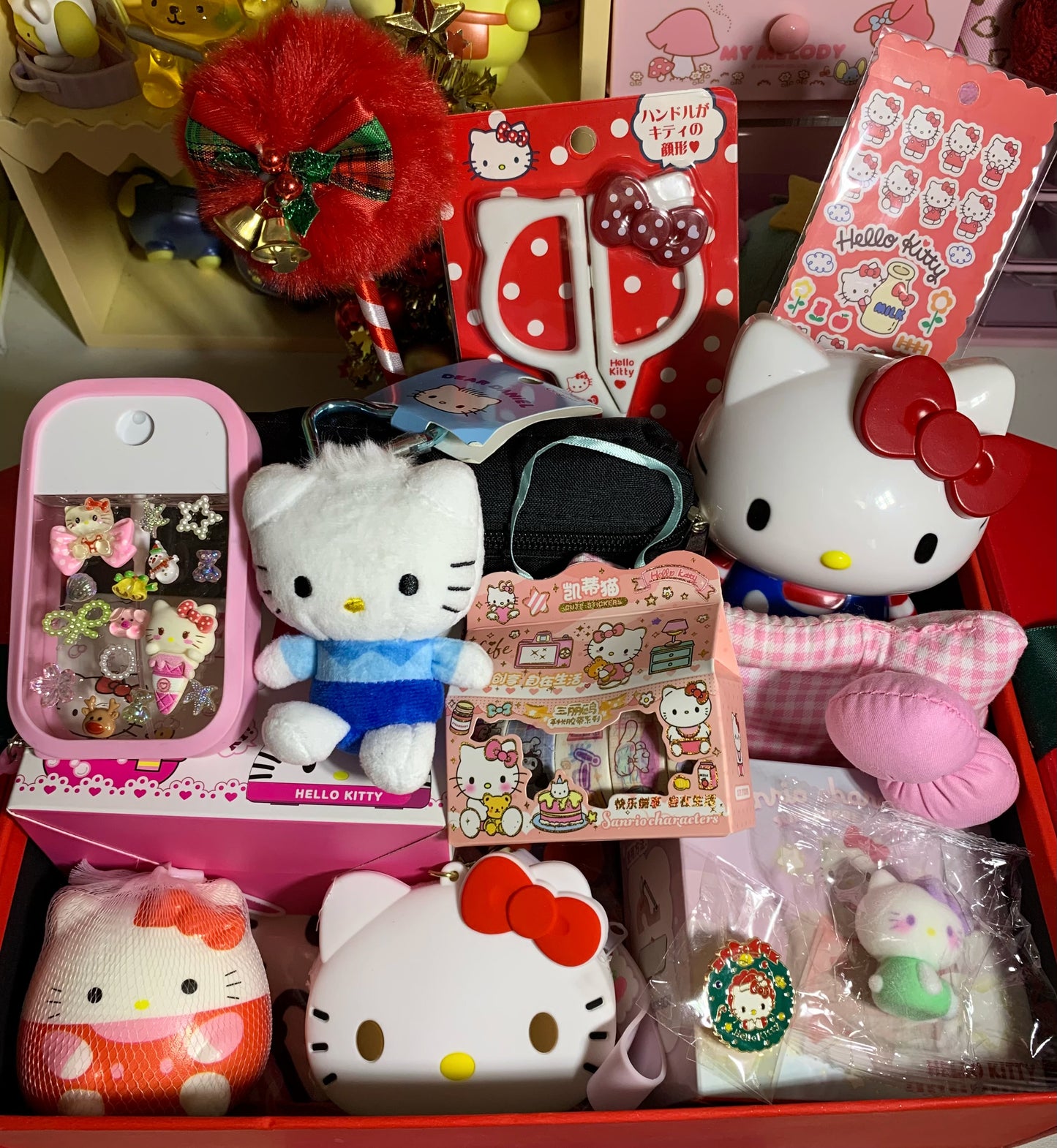 Sanrio Christmas Magic Gift Box