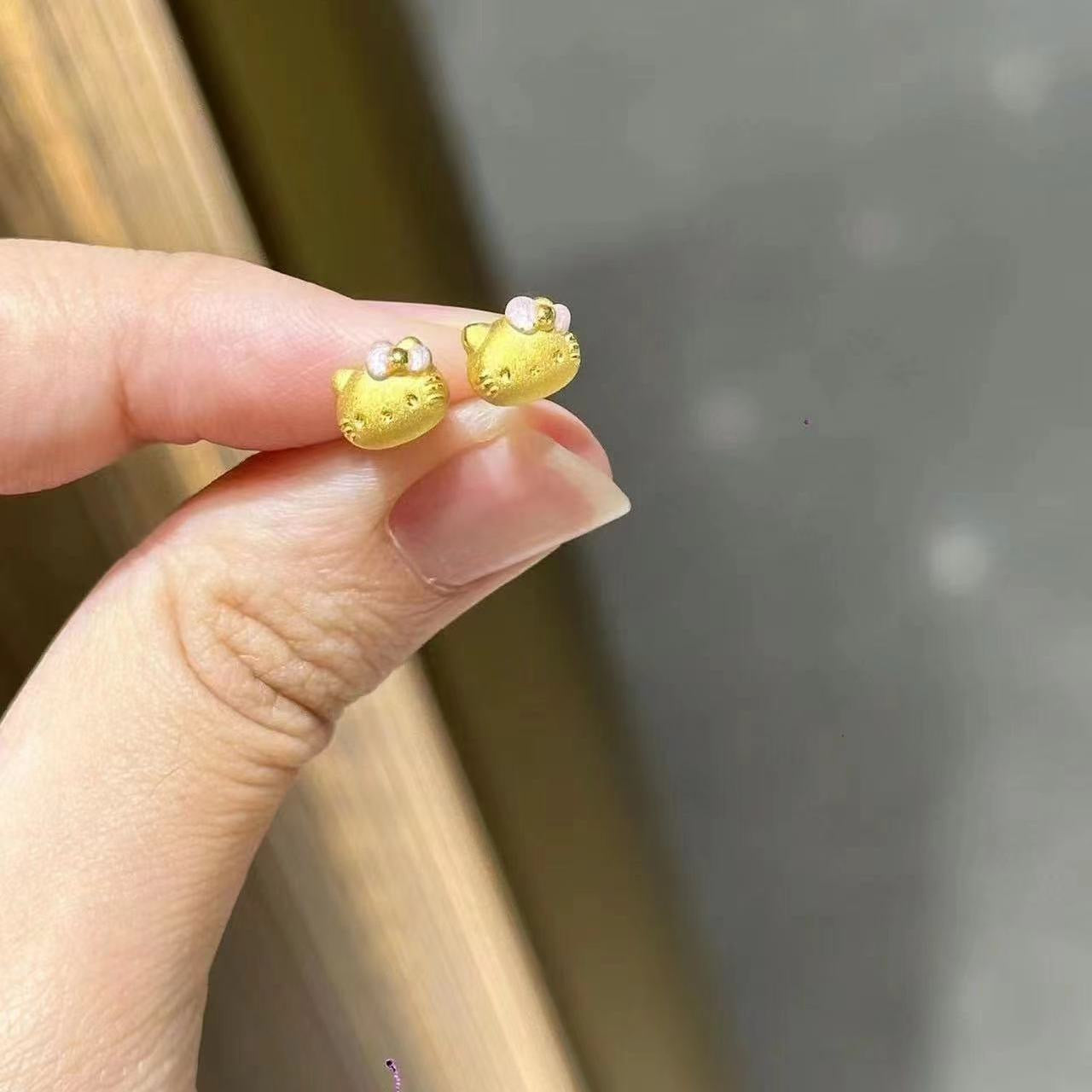 Cute Hello Kitty Stud Earrings Sweet Girl Minimalist Ear Jewelry
