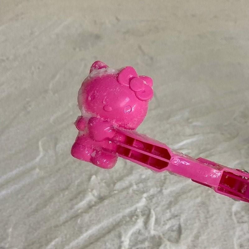 Hello Kitty Magical Snow Maker Mould