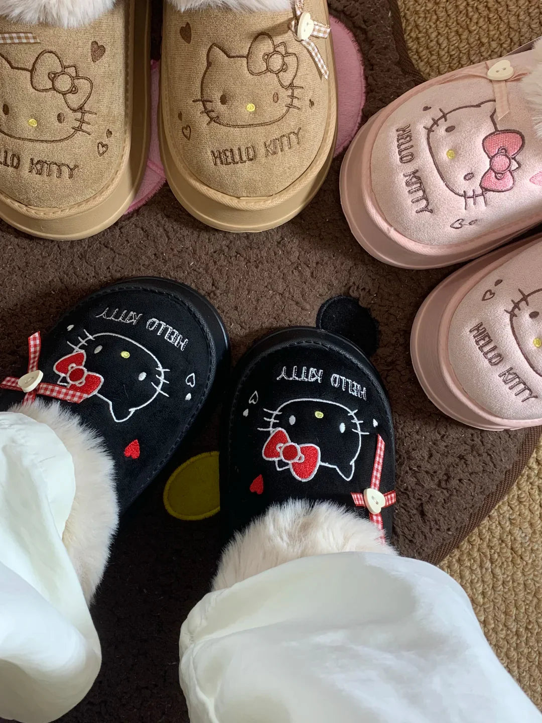 Hello Kitty Faux-Fur Trim & Bow Accent Plush Slippers