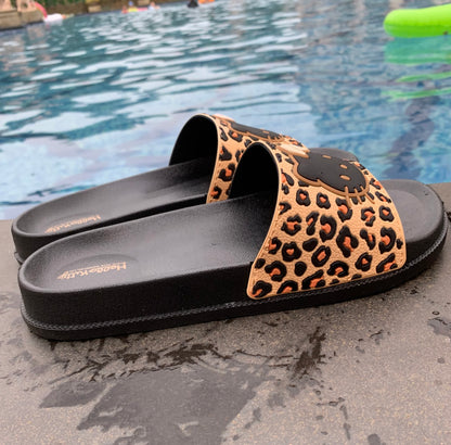 Hello Kitty Leopard Print Slippers
