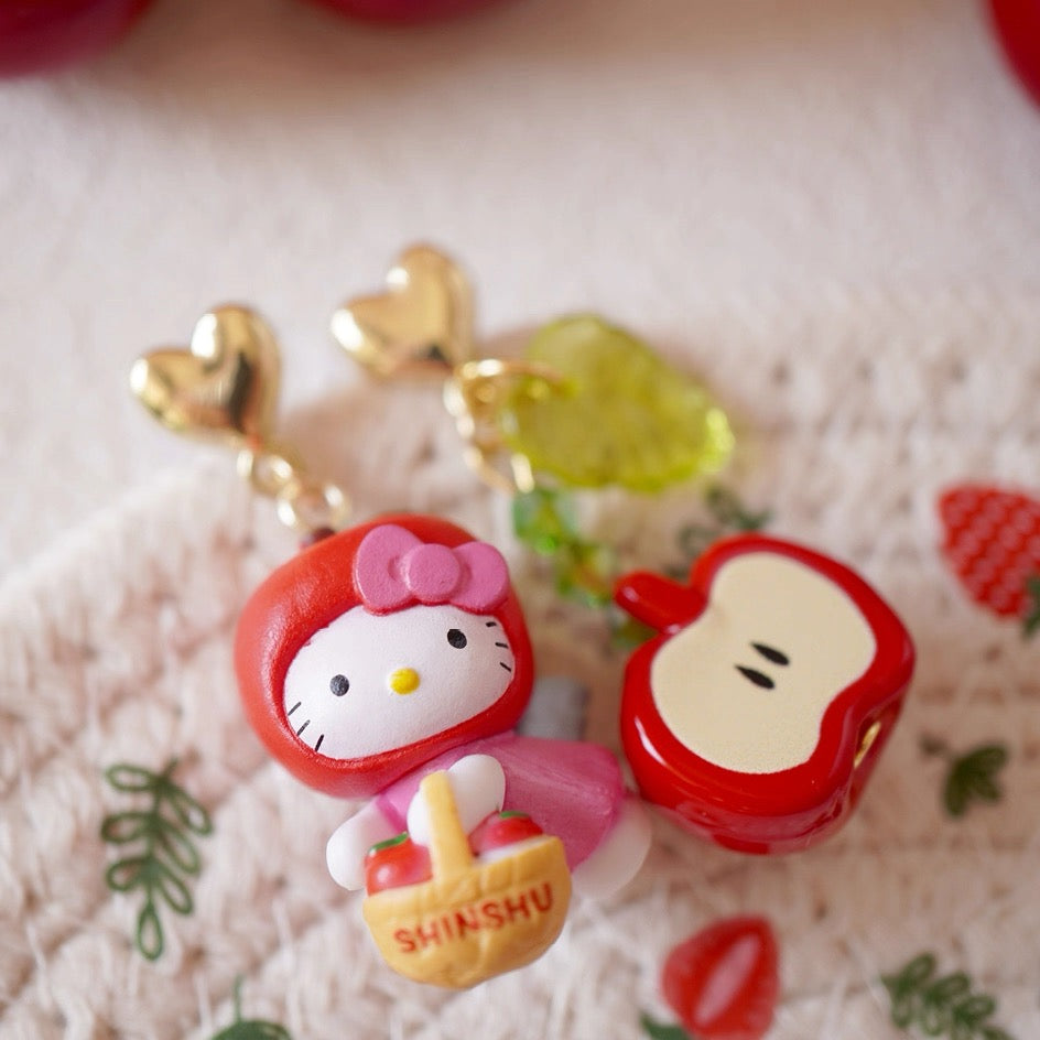 Hello Kitty Apple Dream Asymmetric 925 Earrings