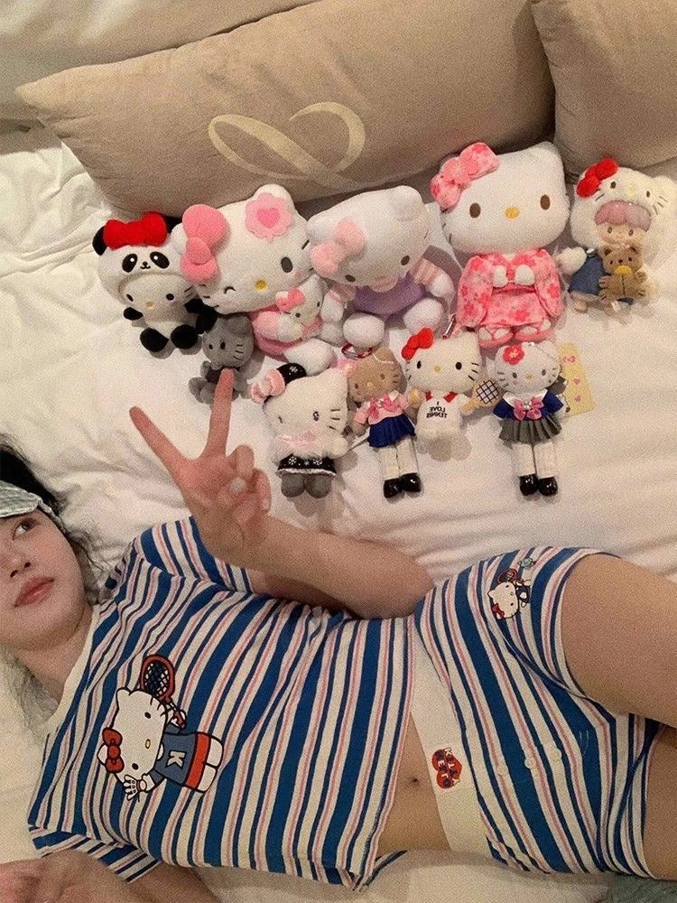 Hello Kitty Cute&Comfy Soft Girlie Striped Pajamas❤️💙🤍