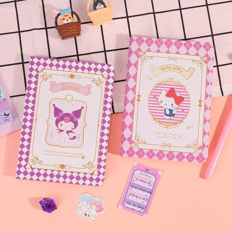 Notizbuch im Sanrio Academy-Stil