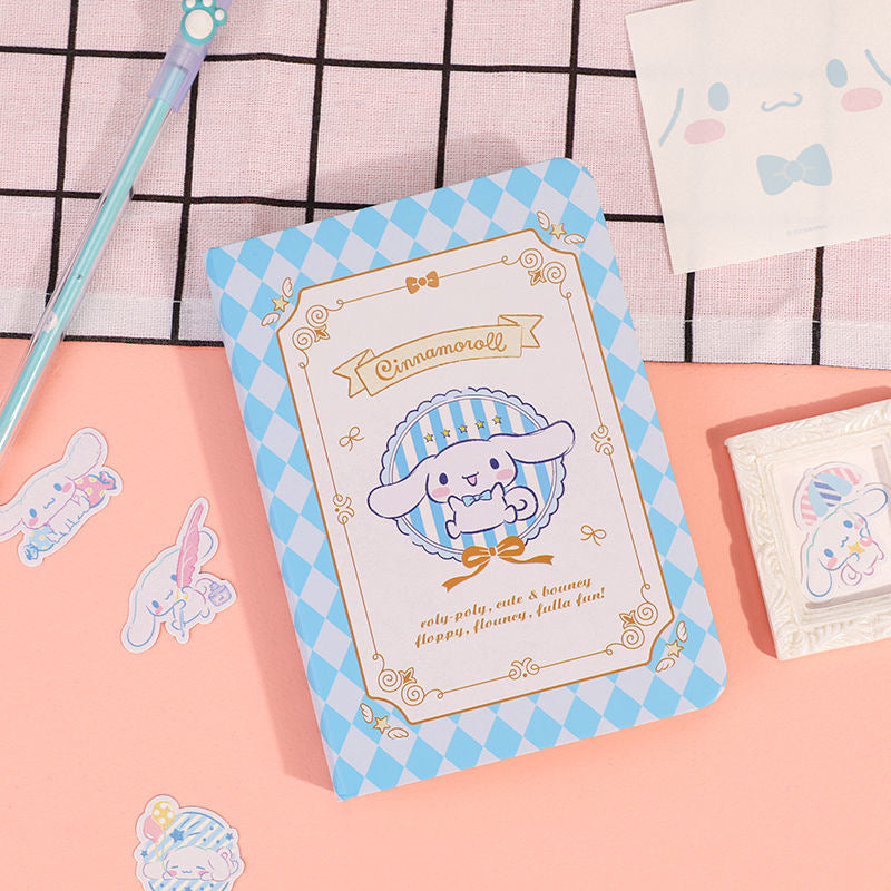 Notizbuch im Sanrio Academy-Stil