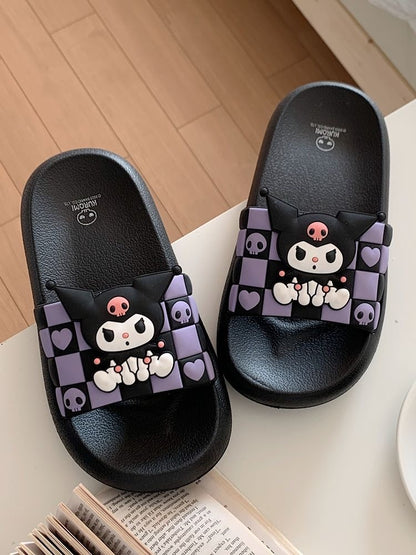 Sanrio Hausschuhe mit Schachbrett-Design