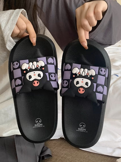 Sanrio Hausschuhe mit Schachbrett-Design