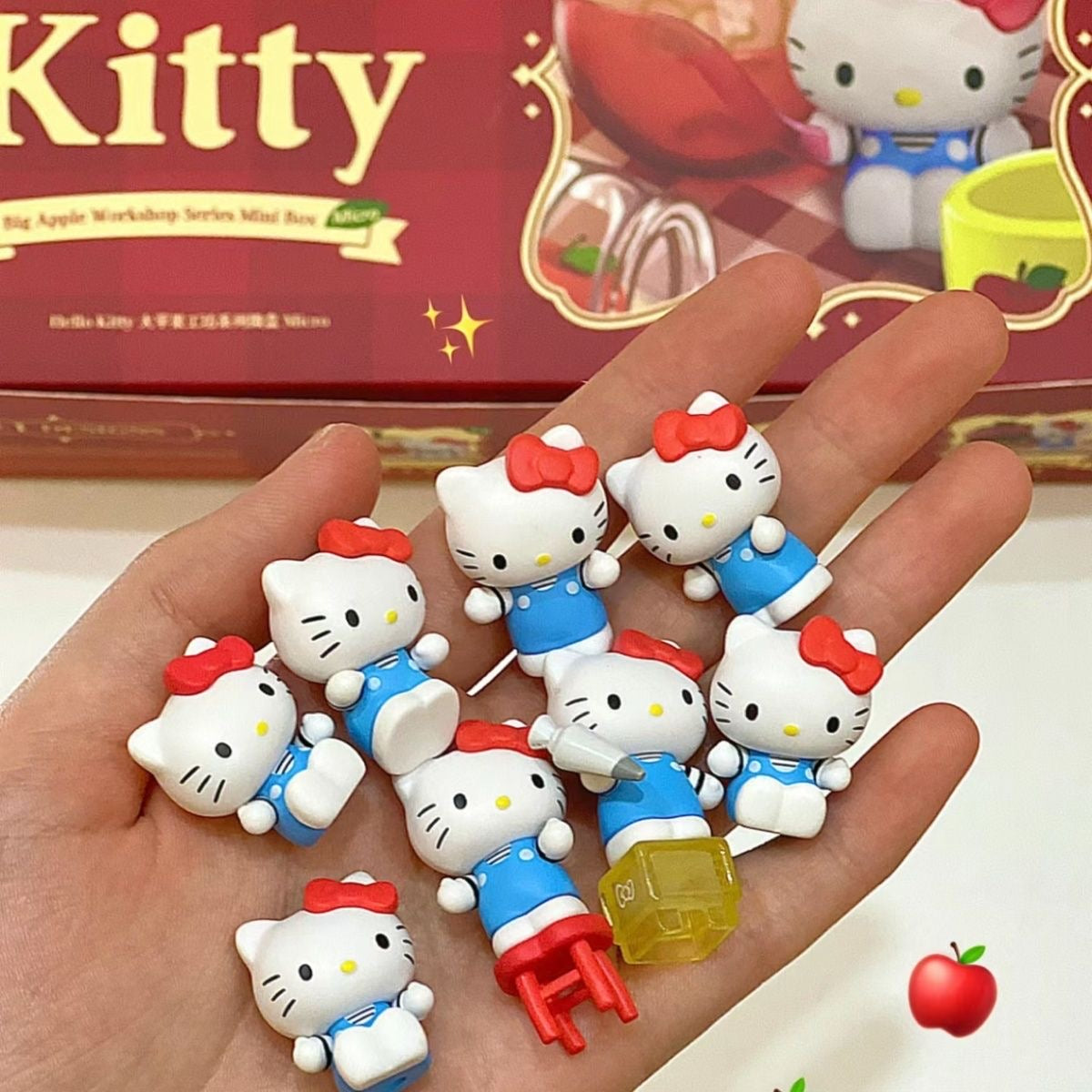 Hello Kitty Apple Factory Micro Blind Box