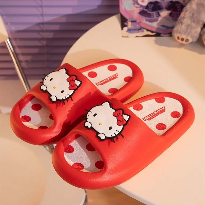 Weiche Hausschuhe von Sanrio