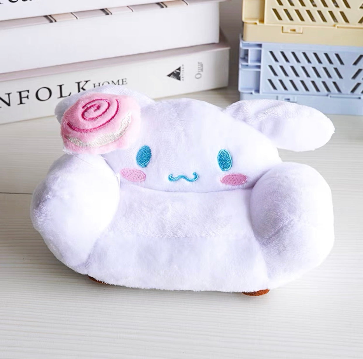 Sanrio-Couch
