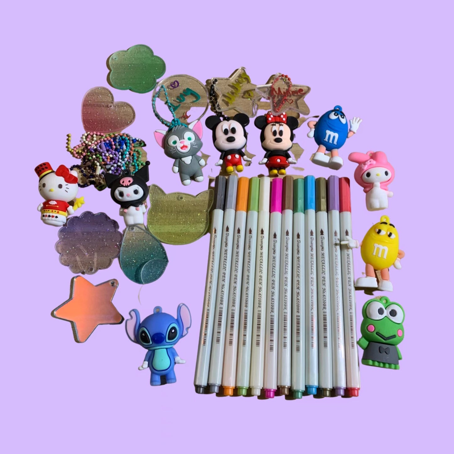 DIY Keychain Package（10 mini dolls+12 PCs marker+20 chains+10 plates)