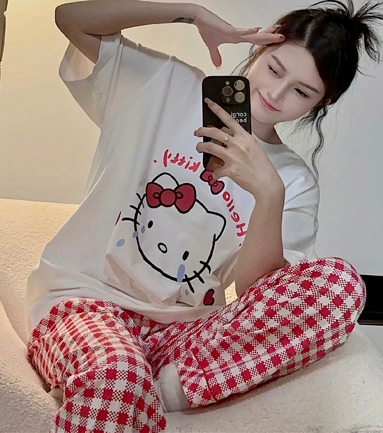 HelloKitty weinendes Baby-Schlafanzug-Set