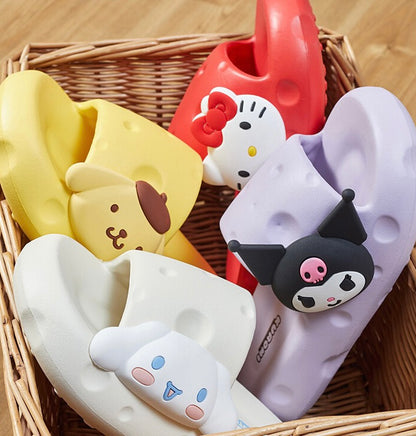 Sanrio Käse-Hausschuhe